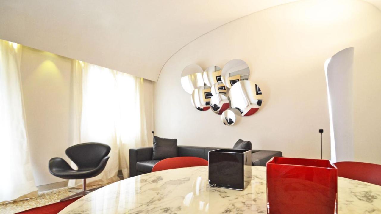 Ai Bareteri Luxury Canal View Veneza Exterior foto