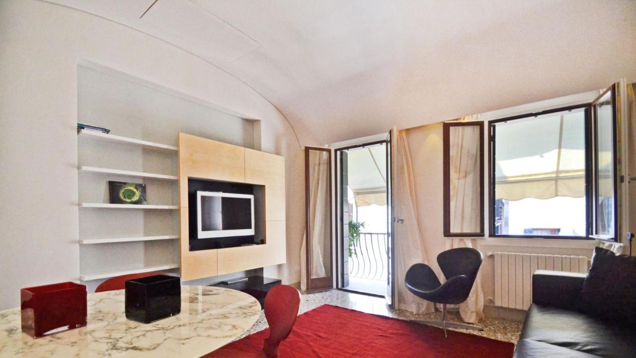 Ai Bareteri Luxury Canal View Veneza Exterior foto